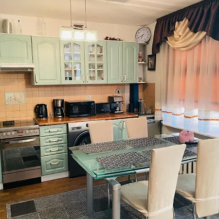 Avelana Apartment *